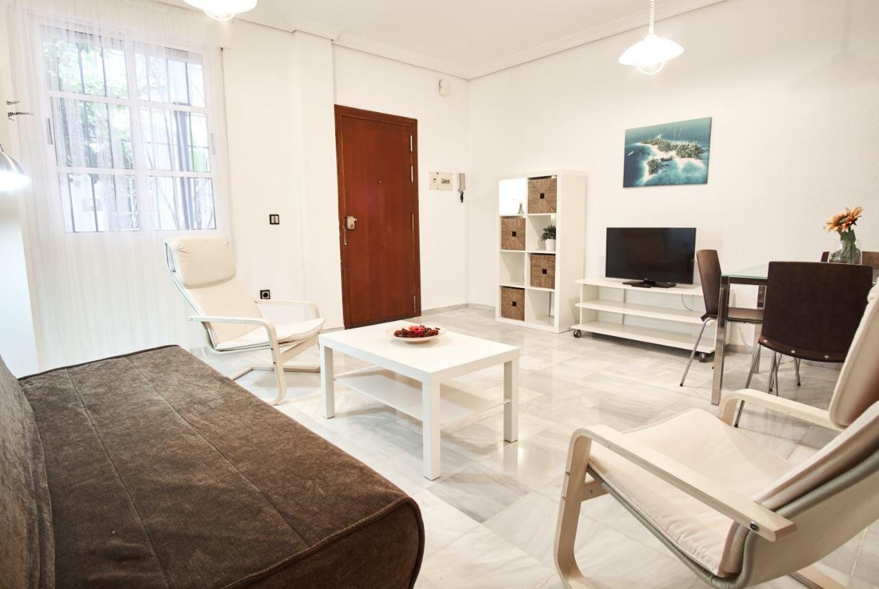 Pureza Oasis Suite Seville Exterior photo
