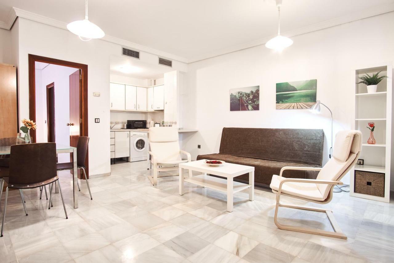 Pureza Oasis Suite Seville Exterior photo
